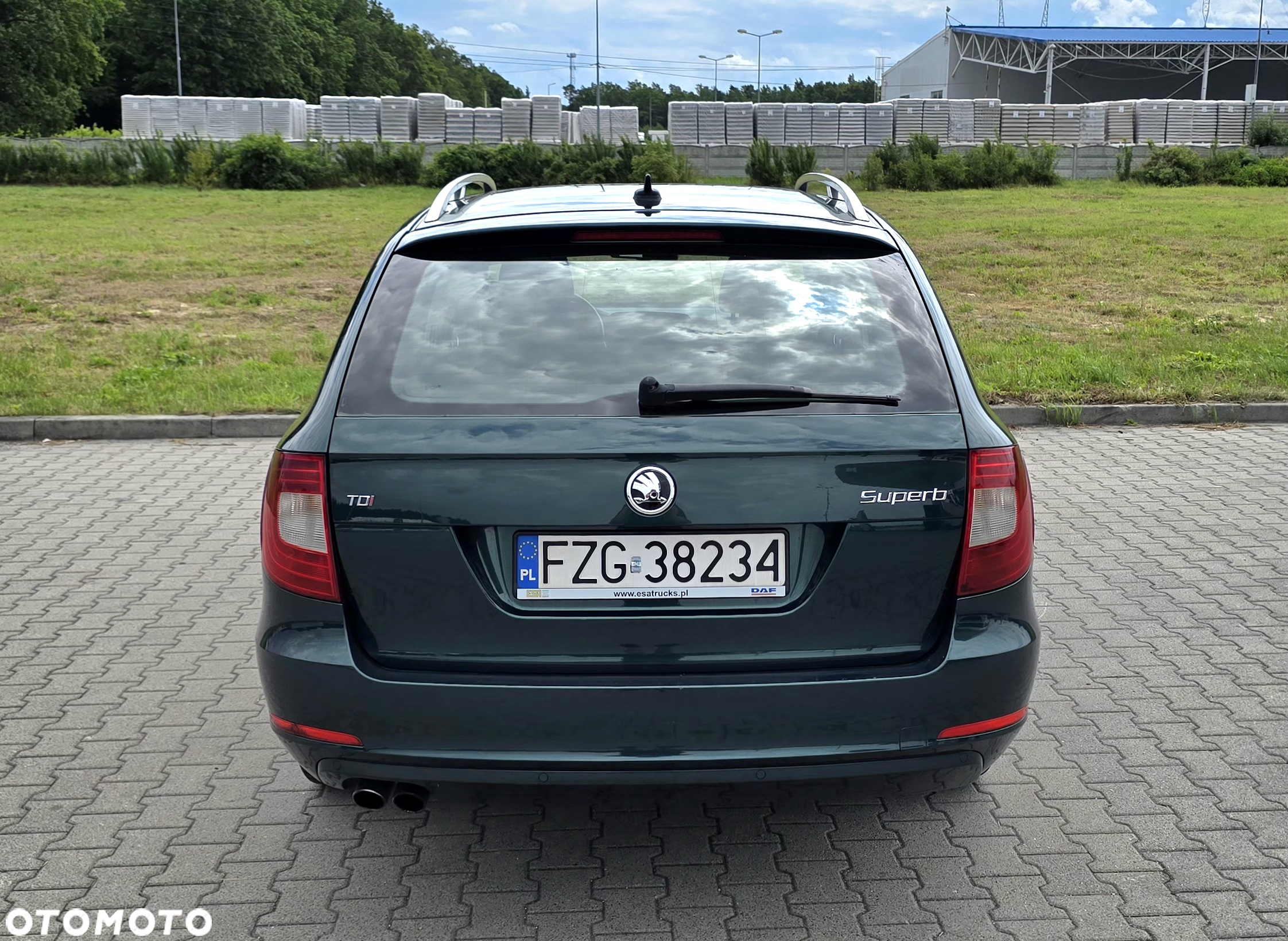 Skoda Superb 2.0 TDI Elegance DSG - 5