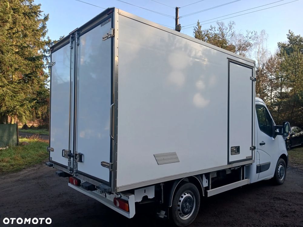 Renault Master III 2019r 230 tyś Izoterma chłodnia Mroźnia Sklep Food Truck Agregat Salon - 3