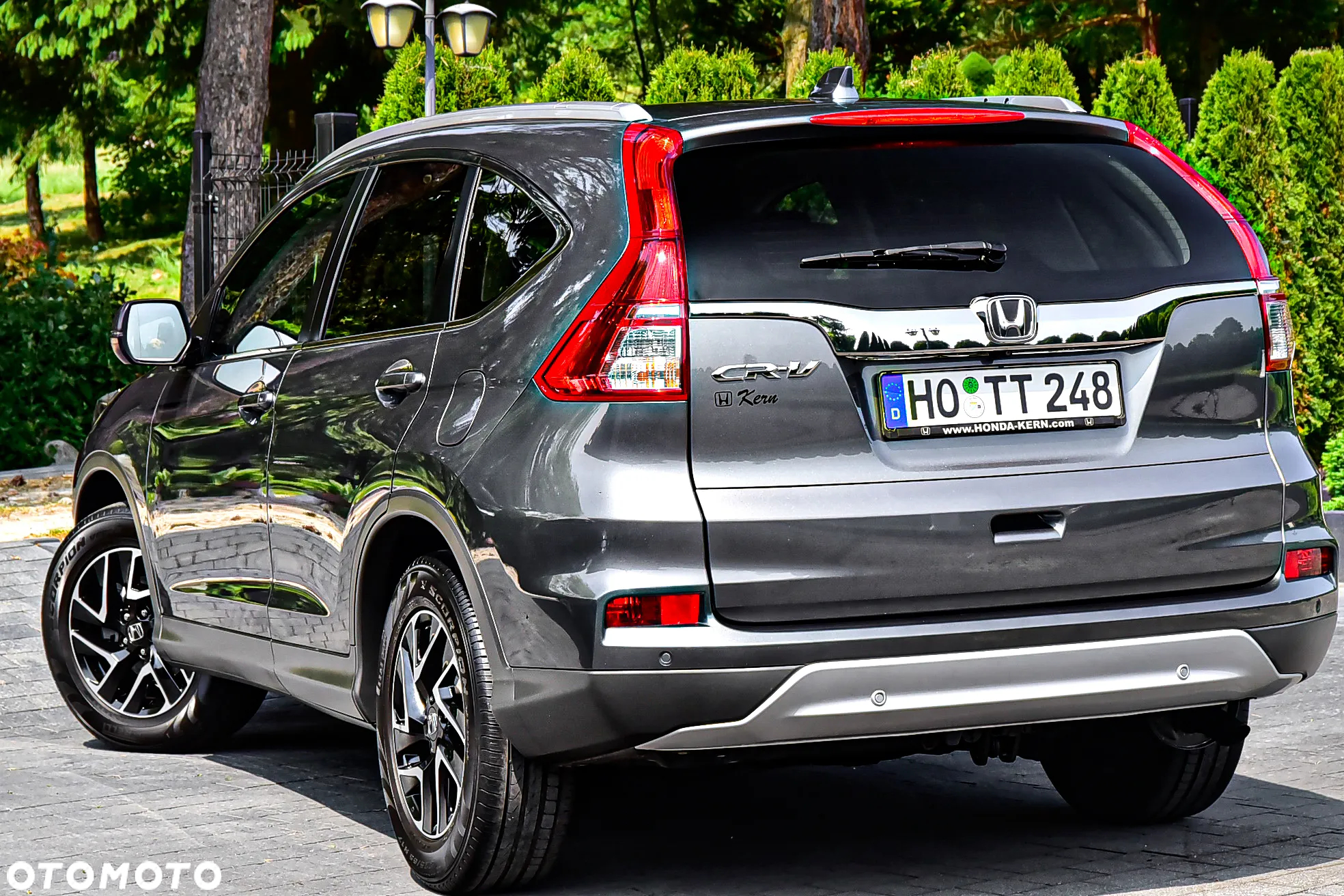 Honda CR-V 2.0i-VTEC 4WD Automatik Executive - 3