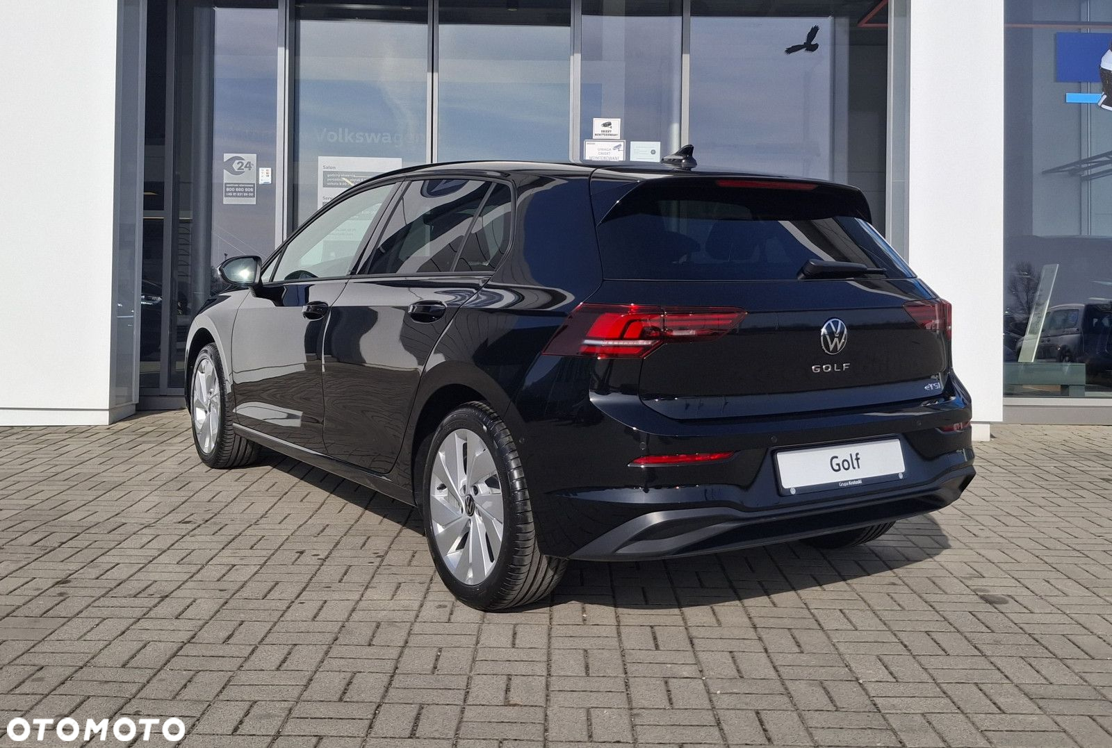 Volkswagen Golf - 8