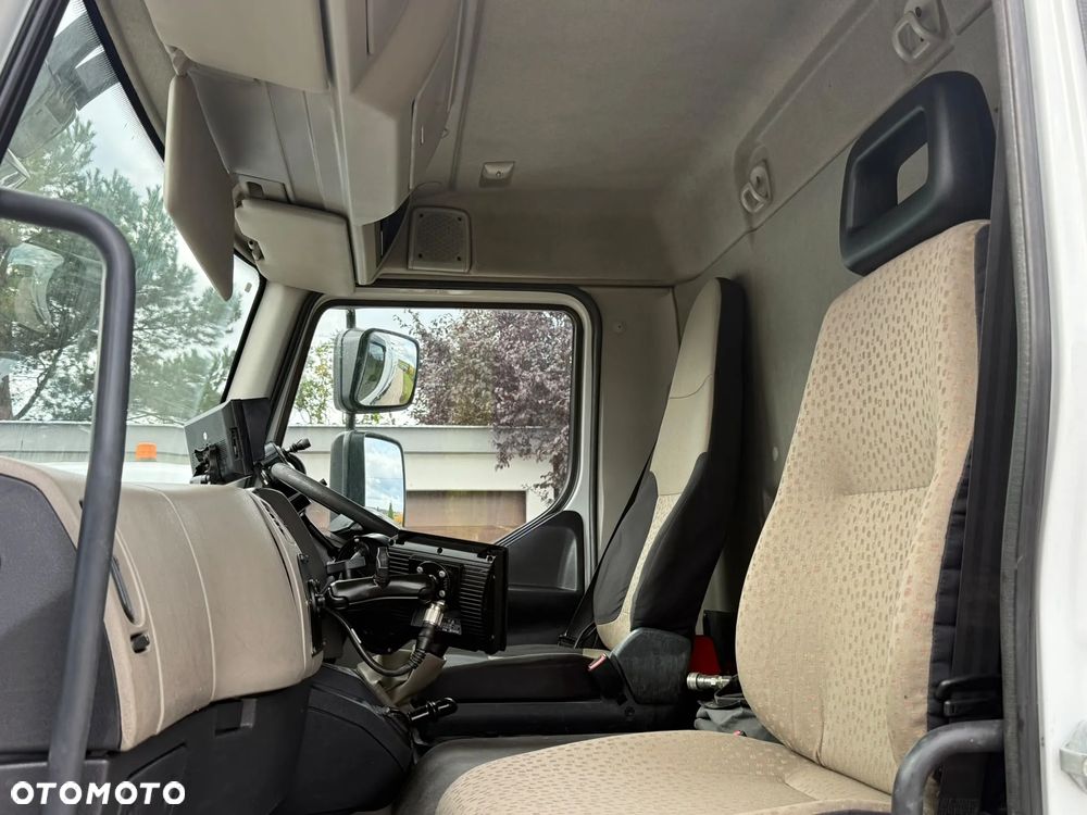 Renault Midlum 220 DXI - 7