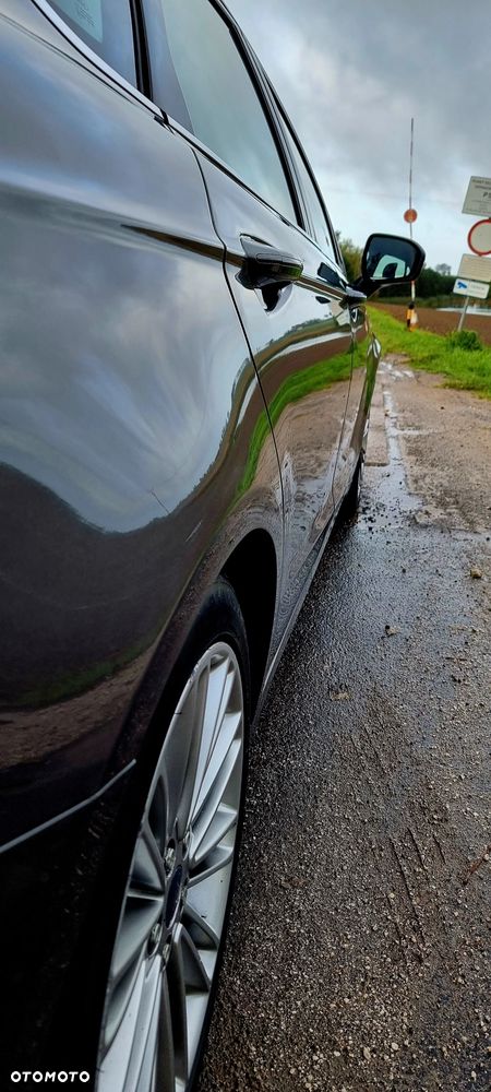 Ford Mondeo 2.0 TDCi Titanium - 11