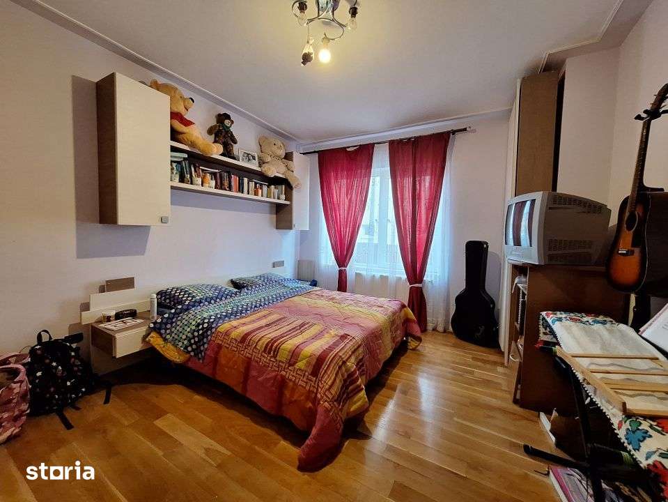Apartament cu 3 camere, 64 mp, parcare, zona Terra — fotografia 3