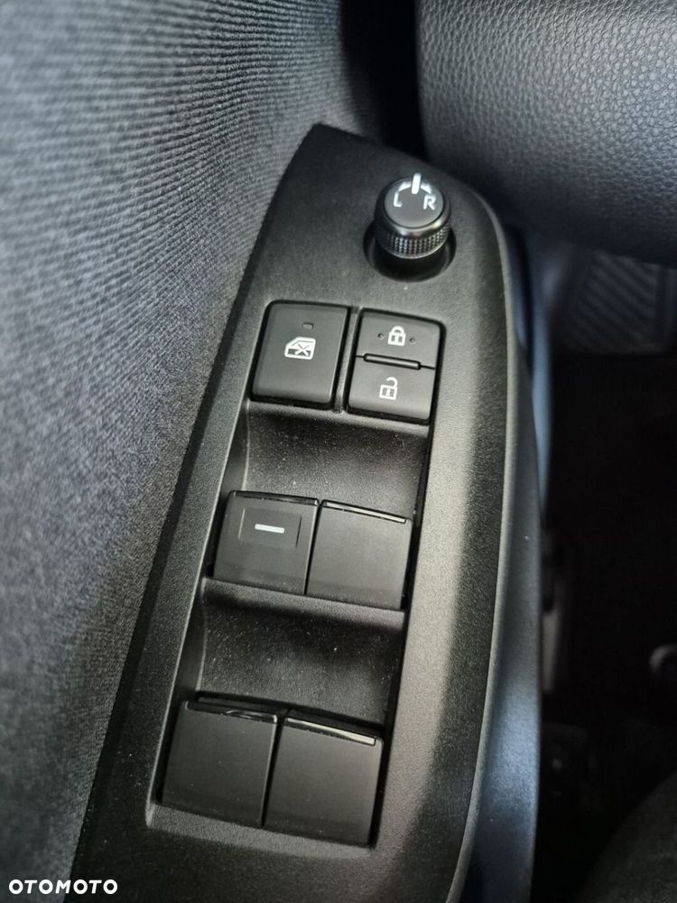 Toyota Yaris Hybrid 1.5 Style - 9