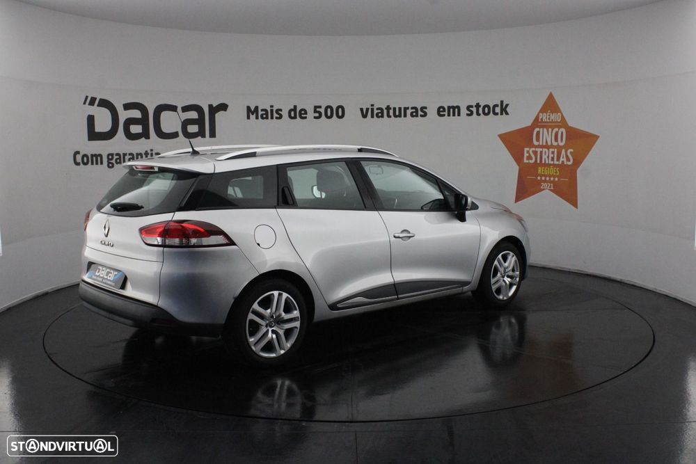 Renault Clio - 8