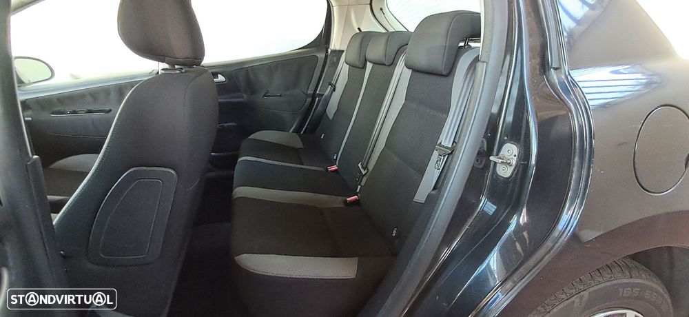 Peugeot 207 1.4 16V Open - 13