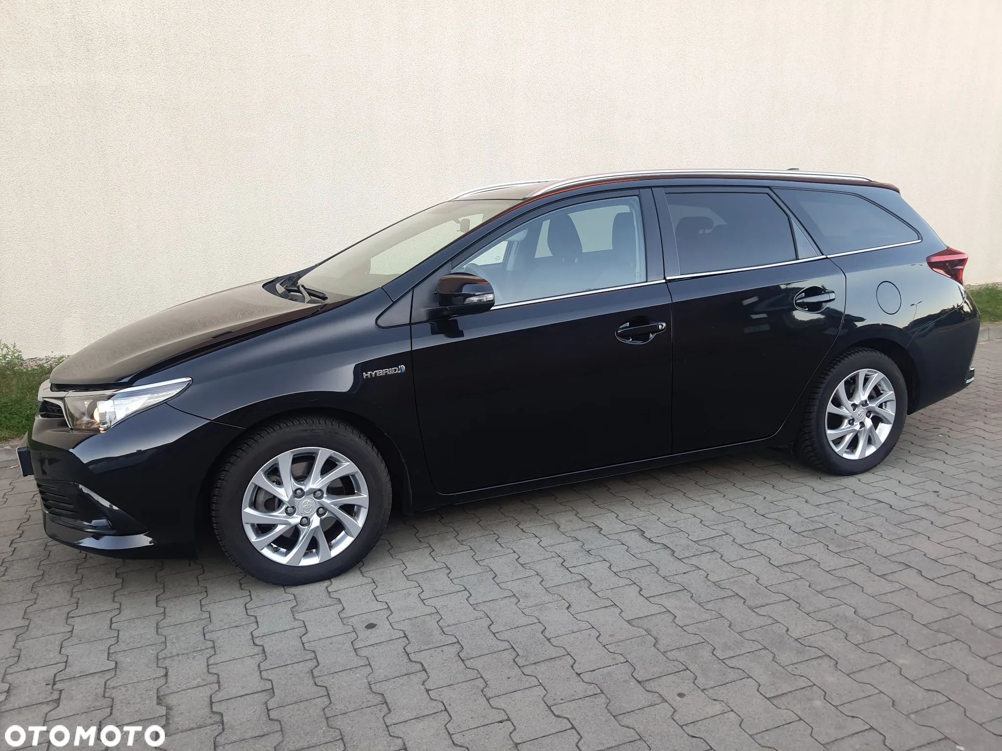 Toyota Auris - 1