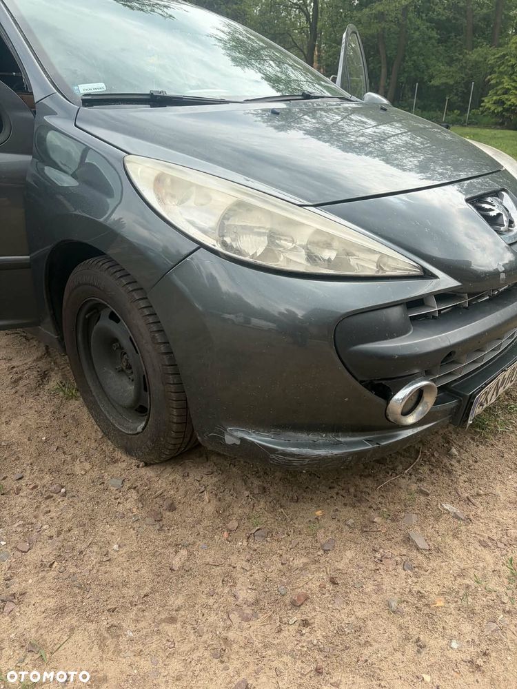 Peugeot 207 1.6 HDi - 17