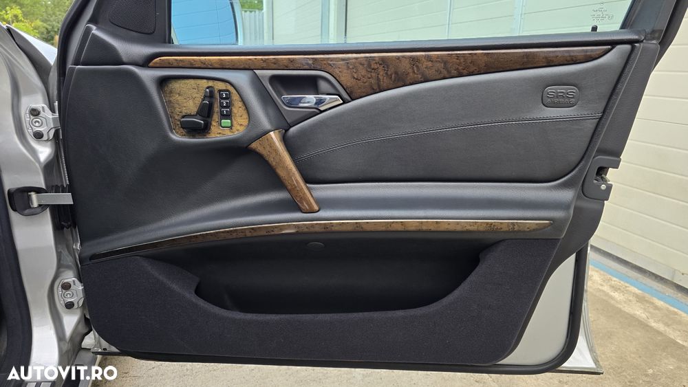 Mercedes-Benz E 55 AMG Aut Avantgarde - 32