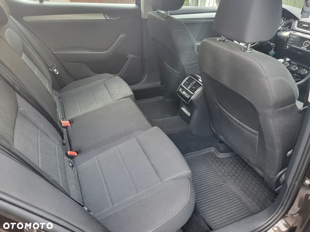 Skoda Superb 2.0 TDI 4x4 Ambition - 12