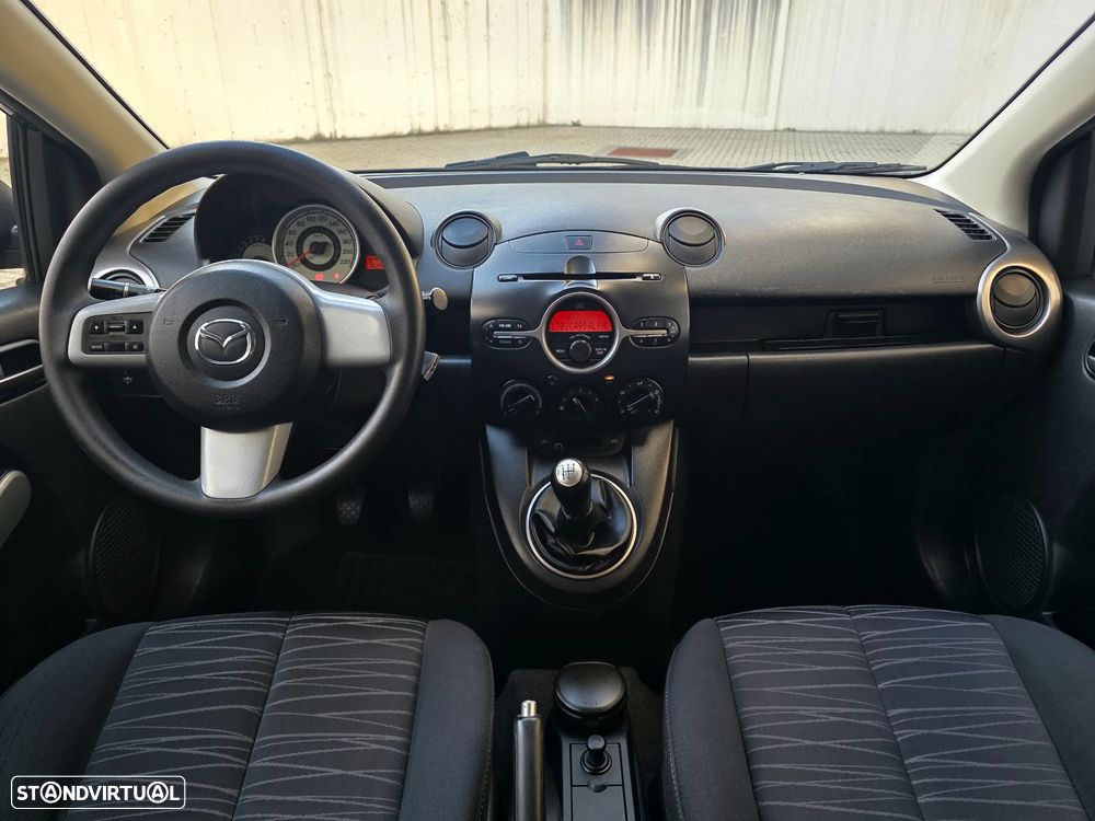 Mazda 2 1.3 MZR Exclusive - 34
