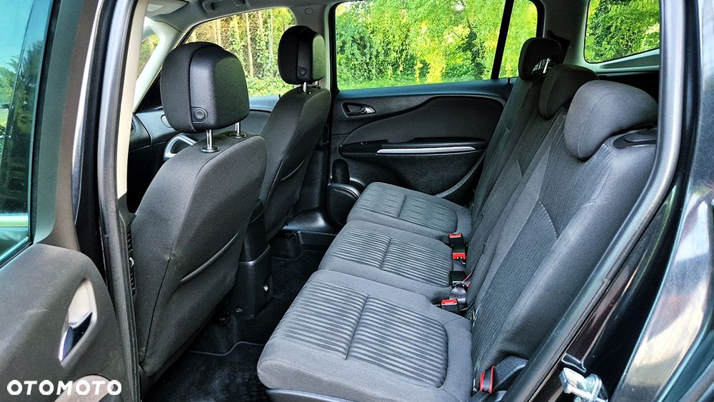 Opel Zafira 1.4 T Cosmo EU6 - 33