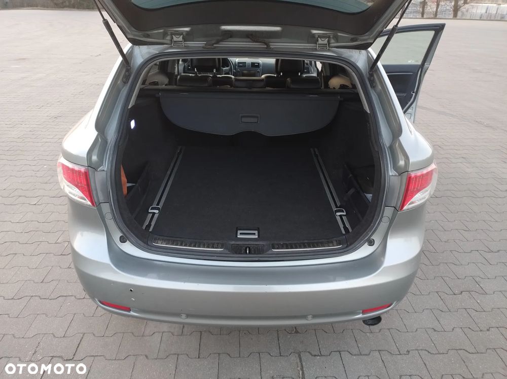 Toyota Avensis Combi 2.0 Multidrive S Executive - 12