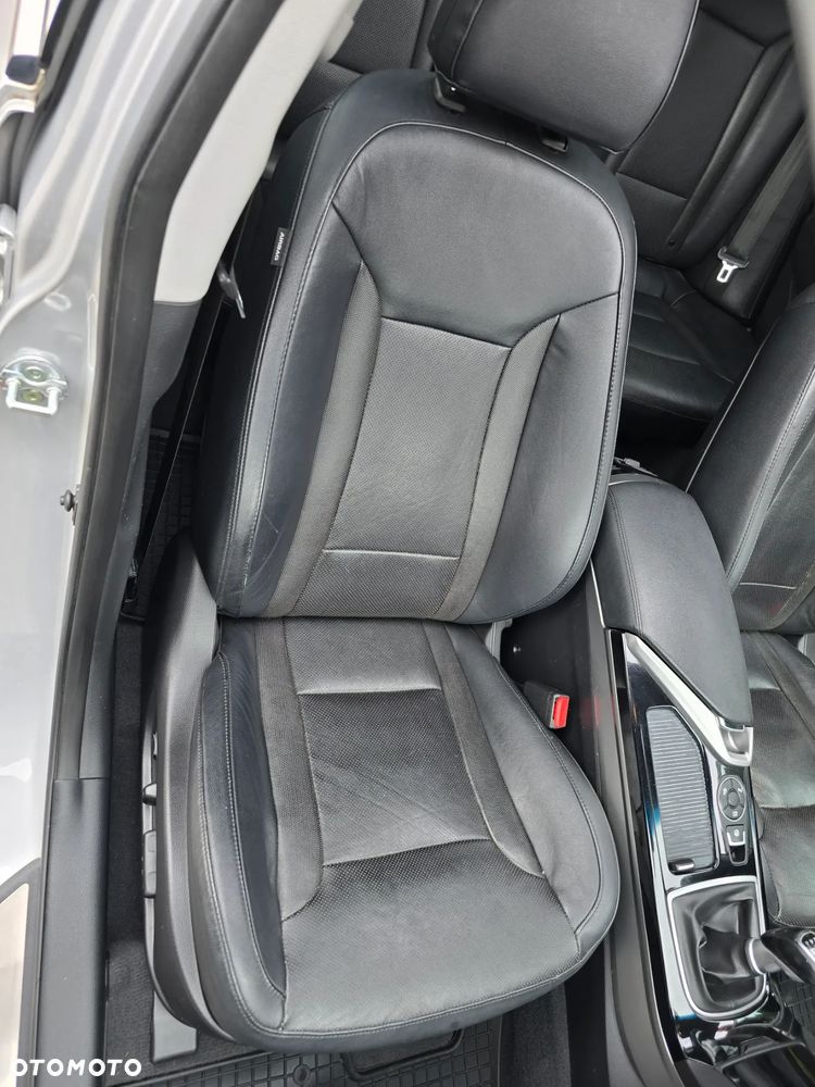 Hyundai i40 i40cw 1.7 CRDi Premium - 27