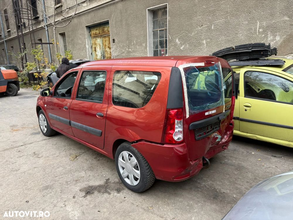 Dezmembrez Dacia Logan MCV visiniu facelift 2010 1,6 8v benzina TE876 - 11