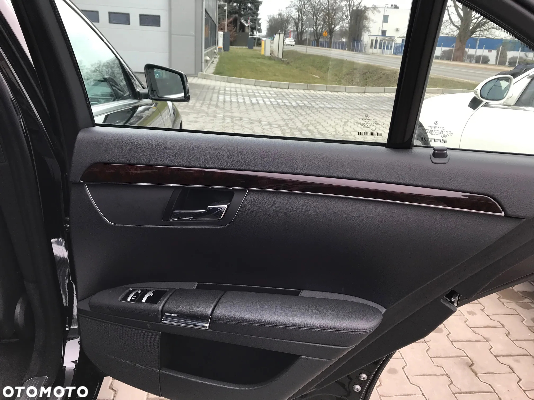 Mercedes-Benz Klasa S - 21