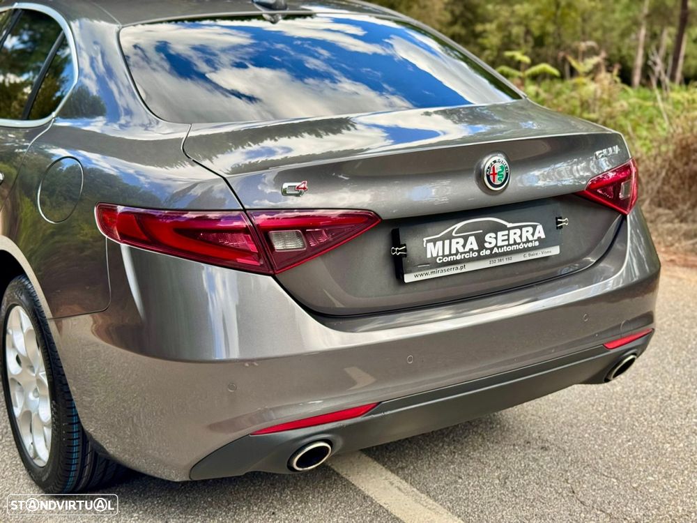 Alfa Romeo Giulia 2.2 Diesel AT8-Q4 Super - 14