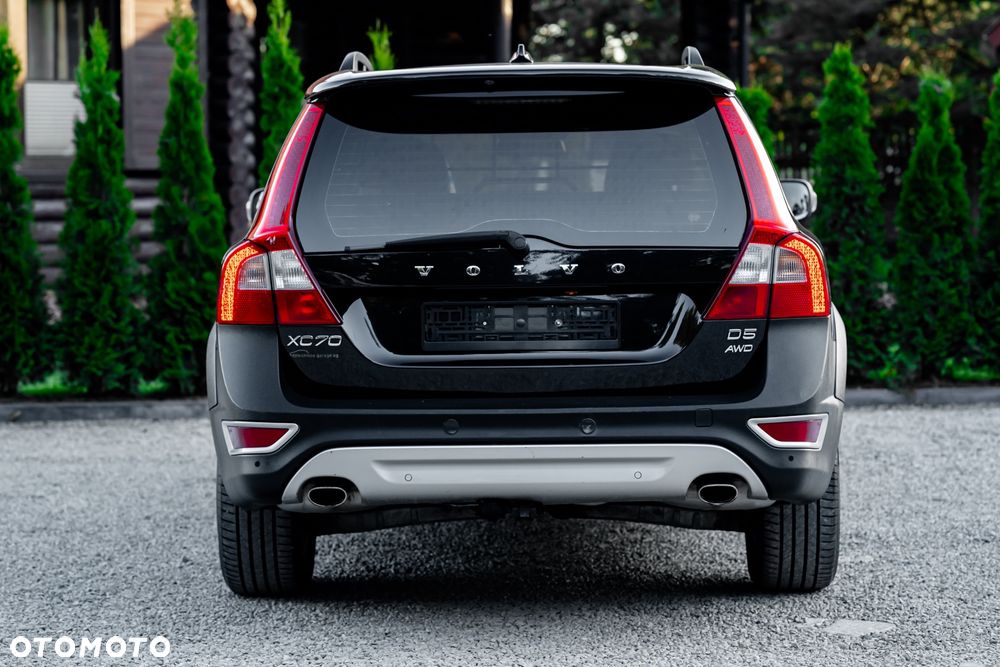 Volvo XC 70 D5 AWD Geartronic Summum - 11