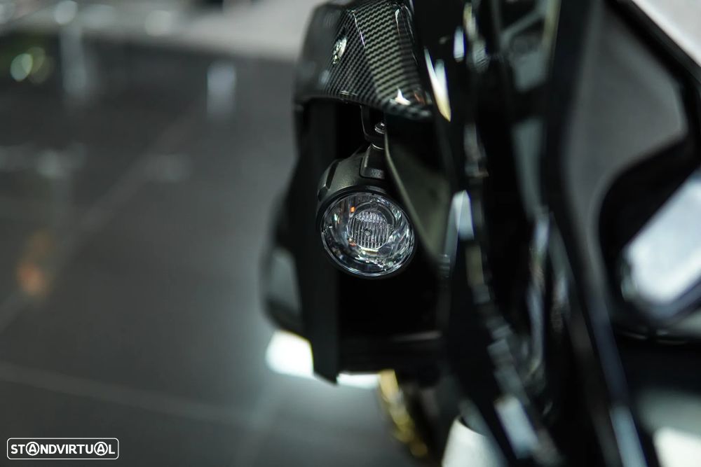 BMW R 1300 GS TRIPLE BLACK C/RODAS RAIOS DOURADAS - 11