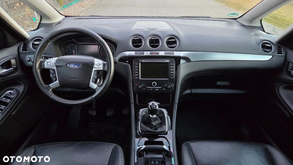 Ford S-Max 2.0 TDCi DPF Titanium X - 26