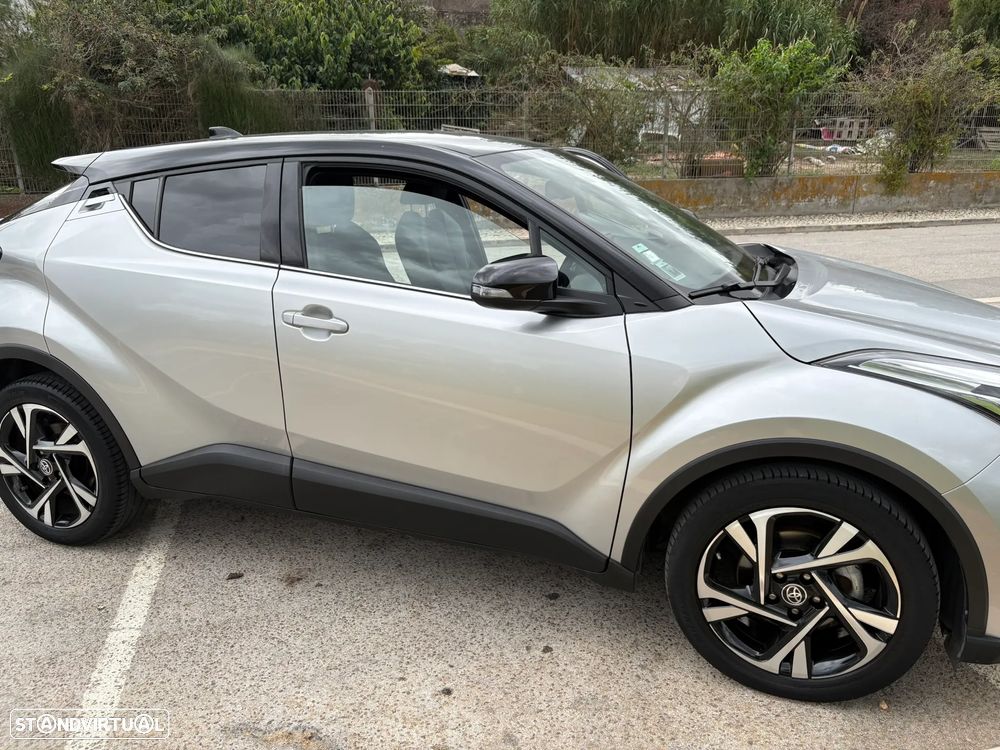 Toyota C-HR 1.8 Hybrid Square Collection - 1