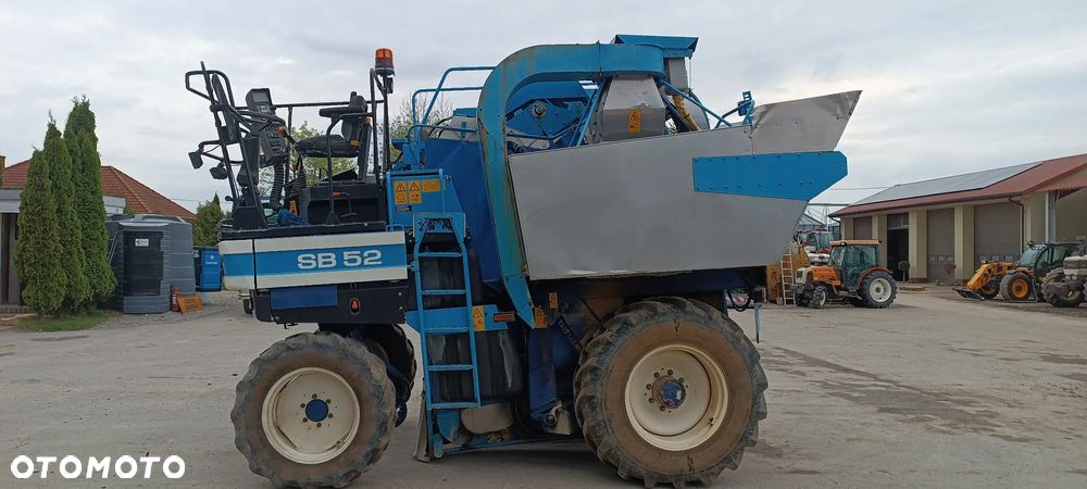 New Holland Braud SB 52 - 7