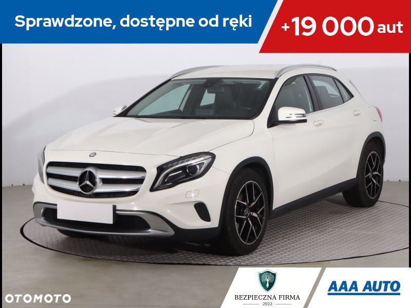 Mercedes-Benz GLA - 1