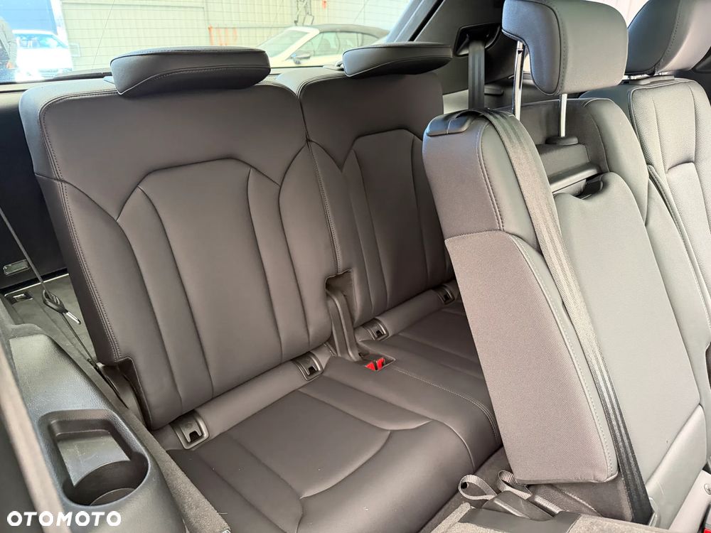 Audi Q7 55 TFSI mHEV Quattro Tiptr - 10