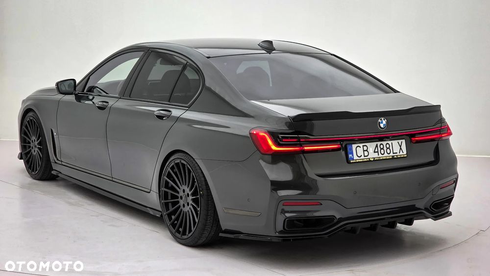 BMW Seria 7 - 11