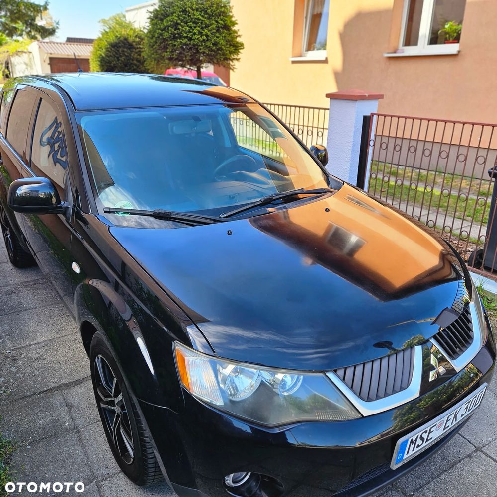 Mitsubishi Outlander - 17