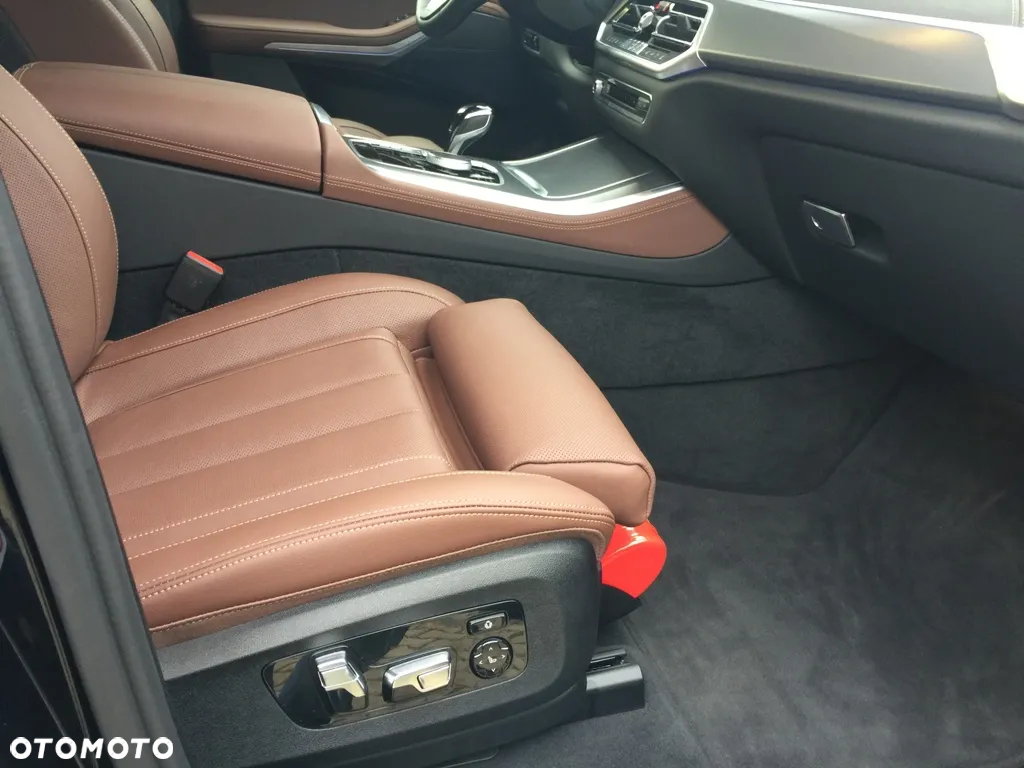 BMW X5 xDrive25d - 9