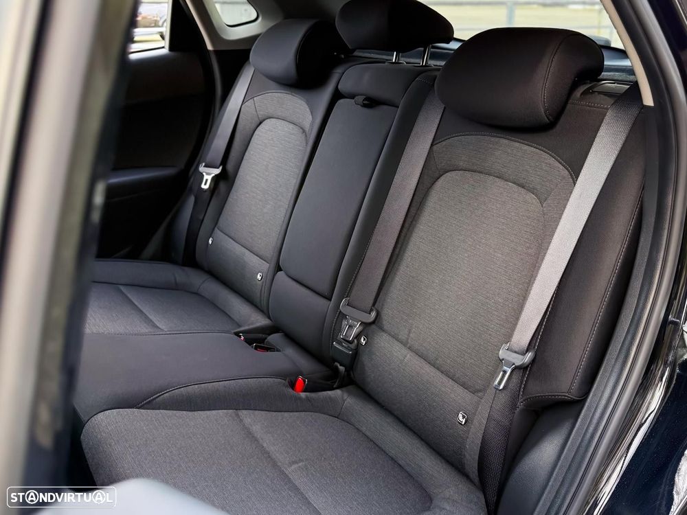 Hyundai Kauai 39 kWh Premium - 17