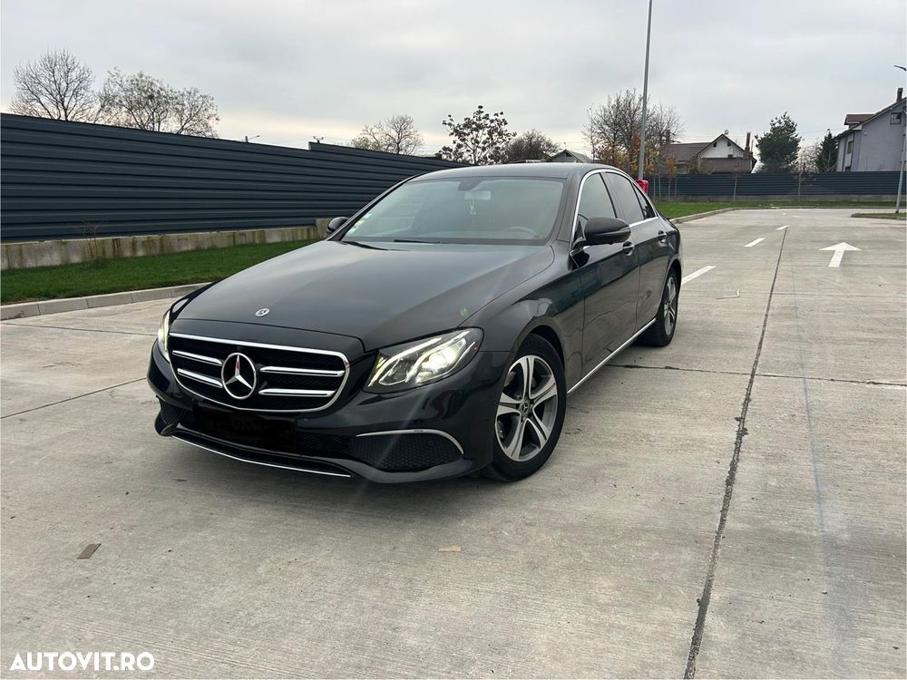 Mercedes-Benz E 220 d T 9G-TRONIC - 2