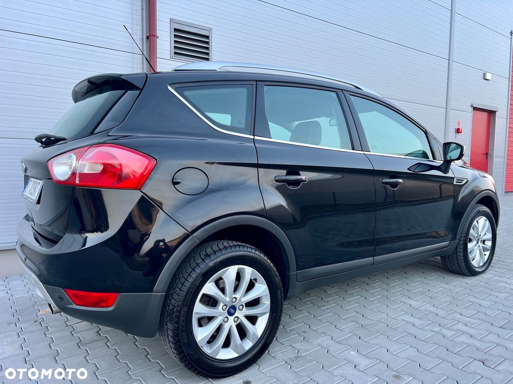 Ford Kuga 2.0 TDCi 4x4 Titanium - 4