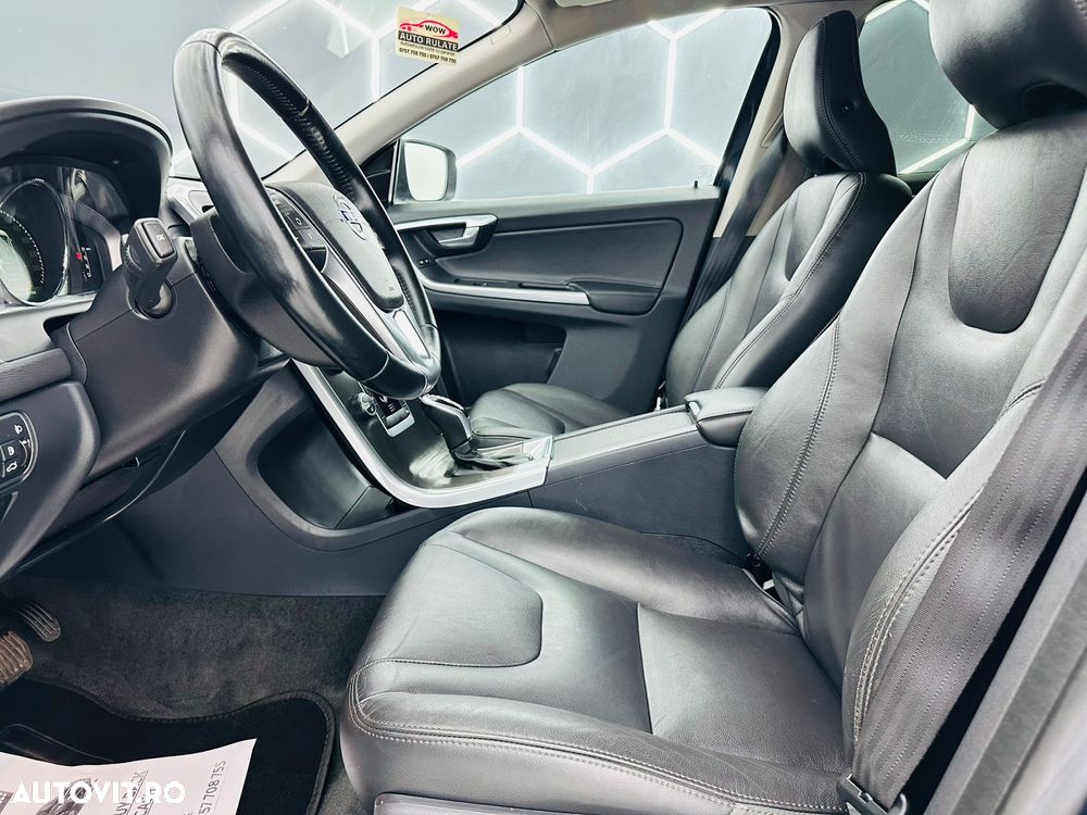 Volvo XC 60 D3 Geartronic Summum - 15