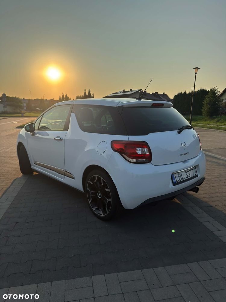 Citroën DS3 VTi 120 SoChic - 2