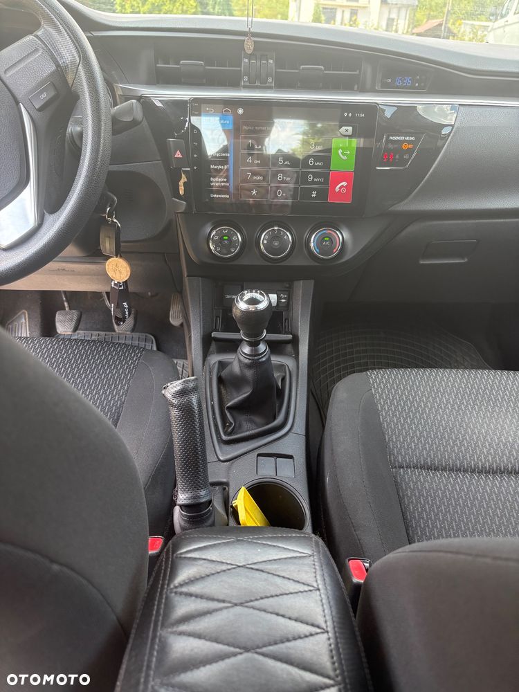 Toyota Corolla 1.4 D-4D Premium - 14
