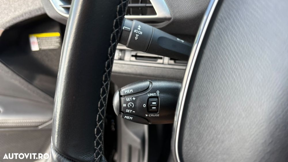 Peugeot 3008 - 23