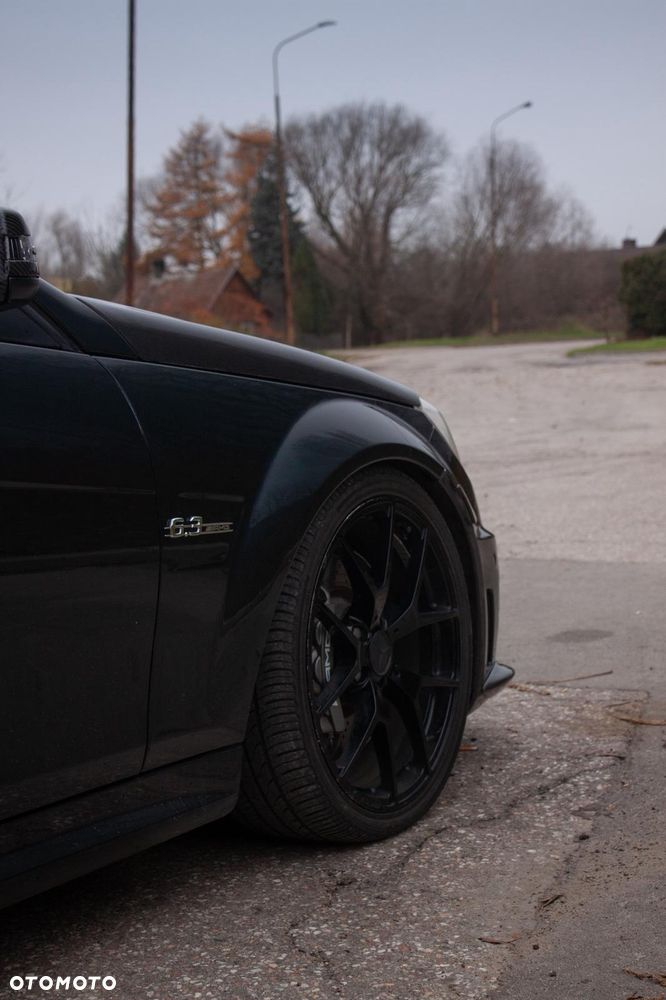 Mercedes-Benz Klasa C 63 AMG AMG SPEEDSHIFT MCT - 14