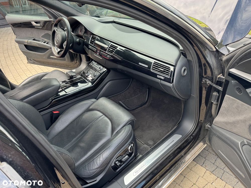 Audi A8 - 25