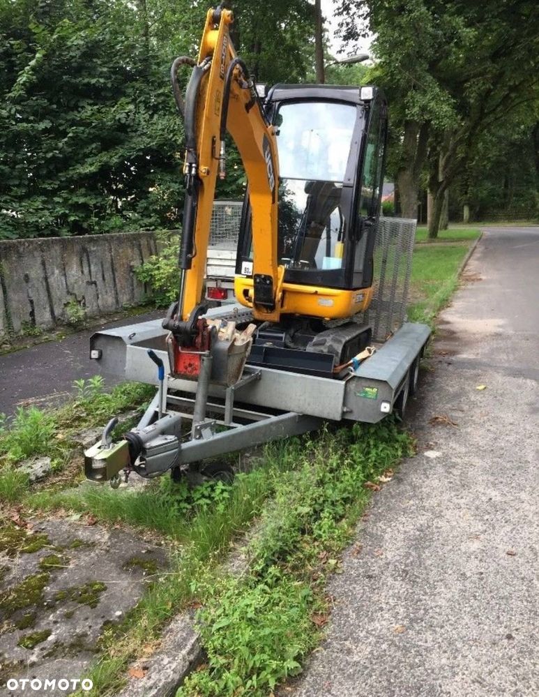 JCB 8018 - 3