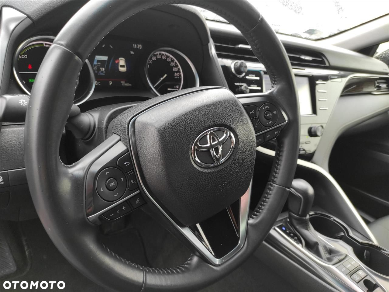 Toyota Camry 2.5 Hybrid Comfort CVT - 16