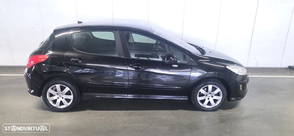 Peugeot 308 - 2