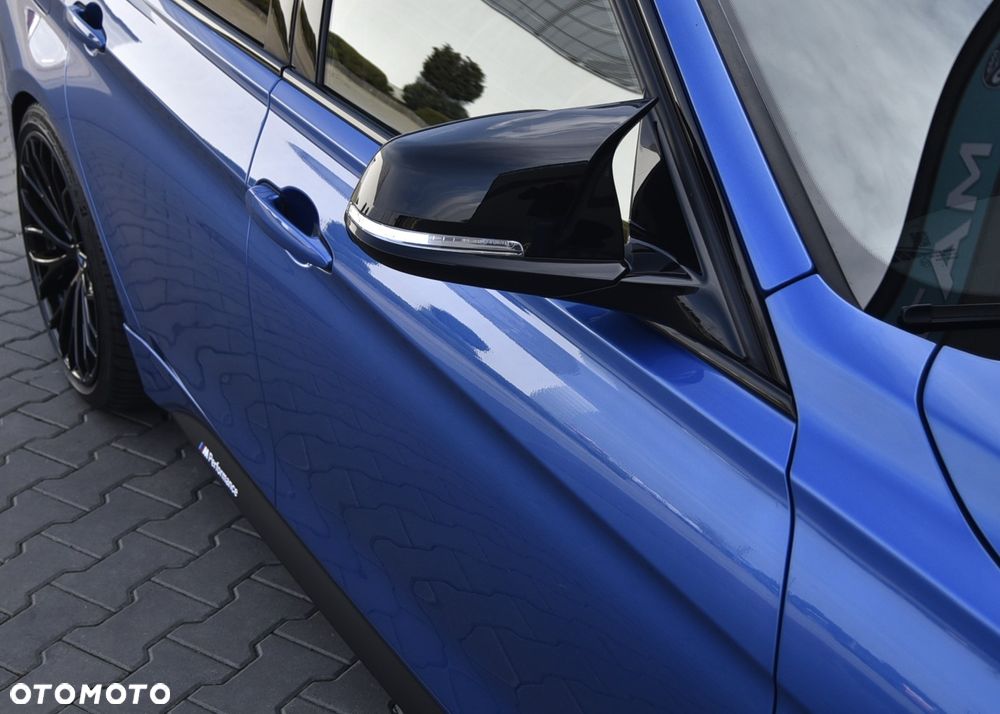 BMW Seria 3 320d xDrive Sport-Aut Sport Line - 12