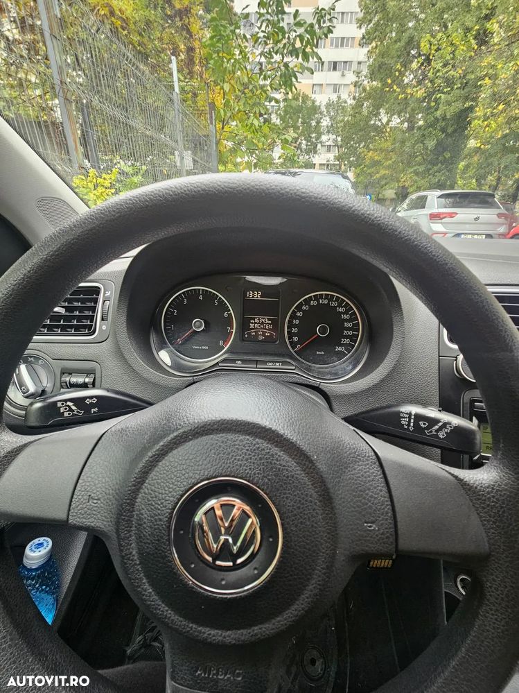 Volkswagen Polo - 7