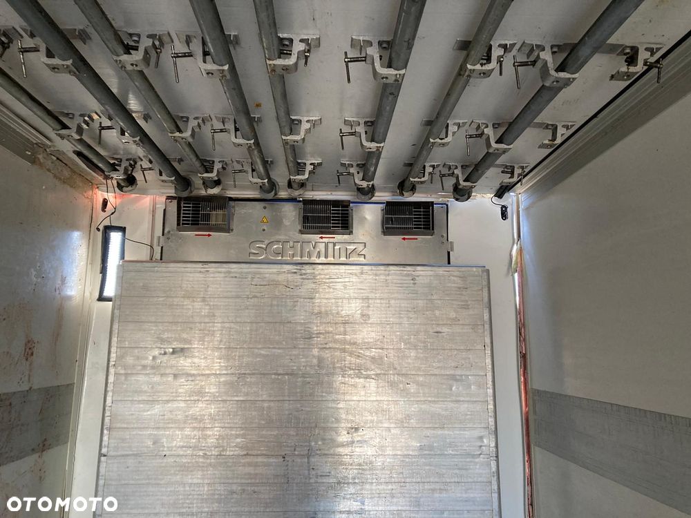 Schmitz Cargobull SKO - 8