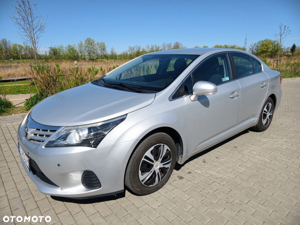 Toyota Avensis 1.8 Active MS - 1