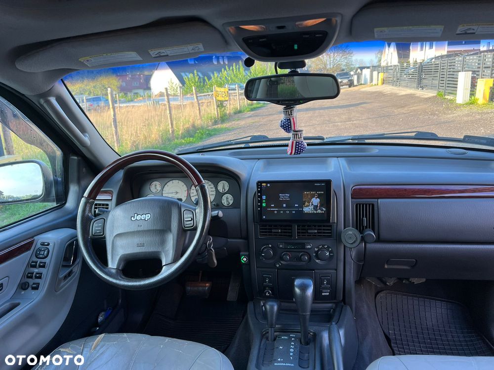 Jeep Grand Cherokee 4.7 Overland - 15