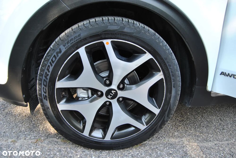 Kia Sportage 2,0 CRDI AWD GT Line - 34