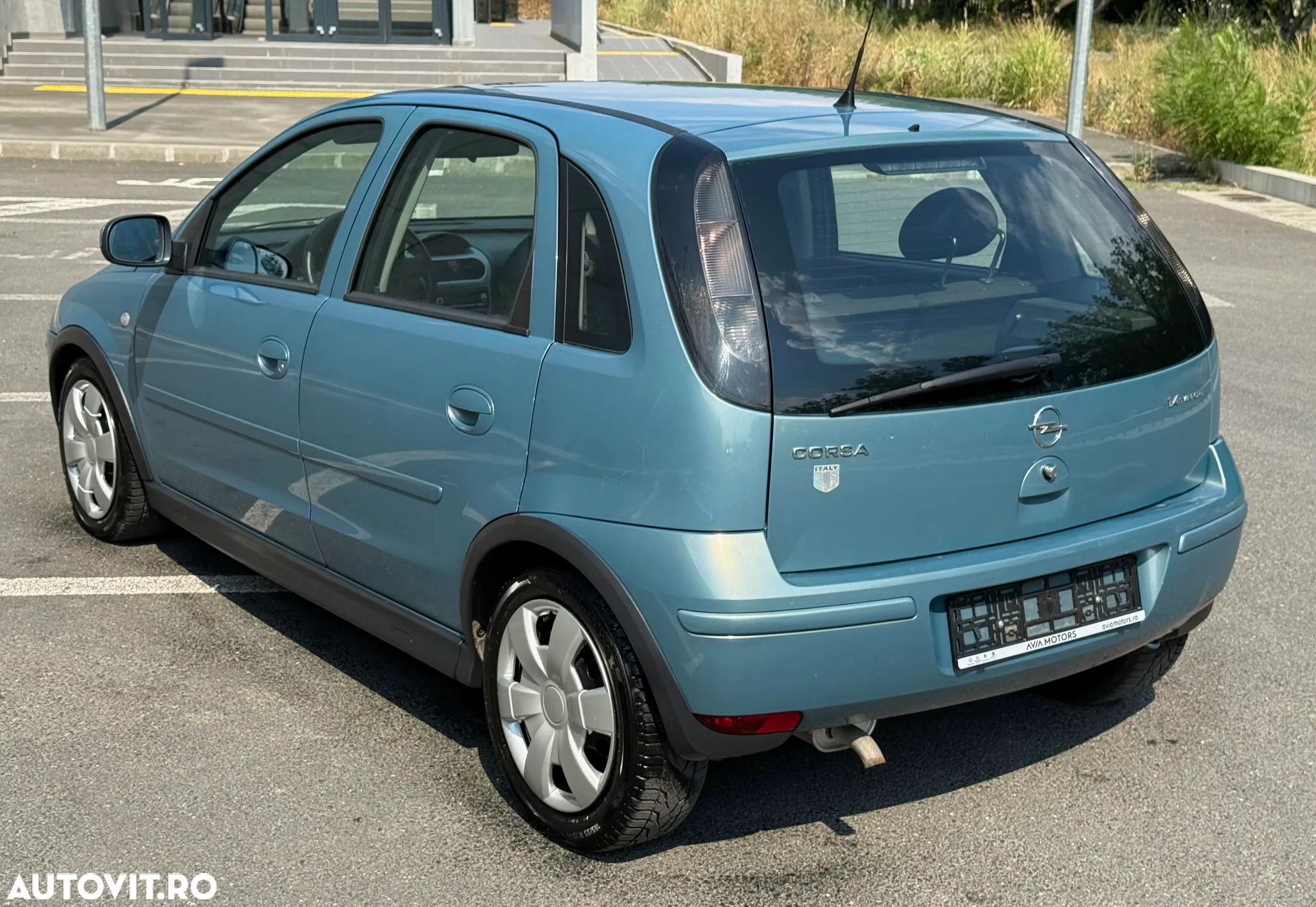 Opel Corsa 1.0 12V Enjoy mit Style Paket - 4